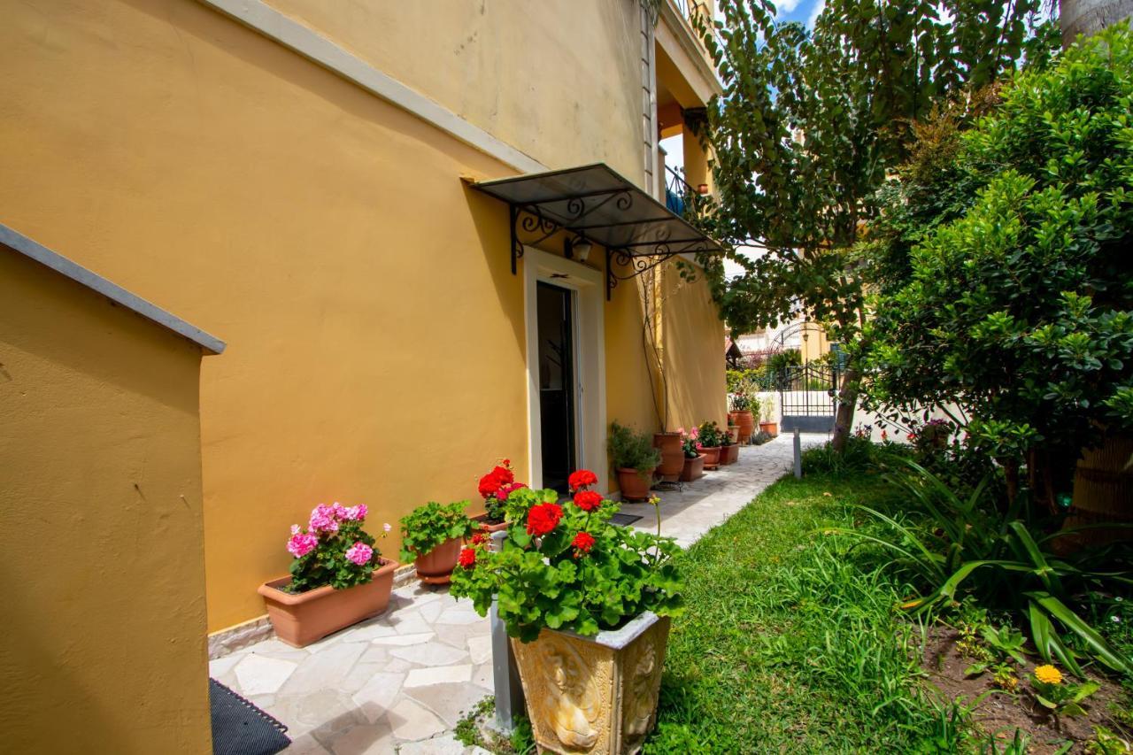 Sophie'S Garden Apartment Pótamosz Kültér fotó